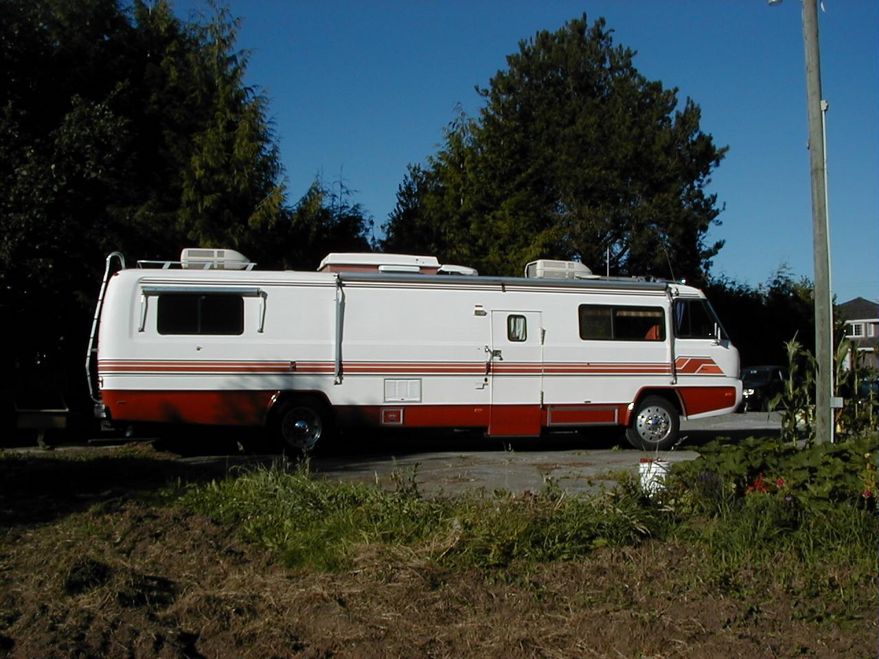 1985 Foretravel Travco Surrey